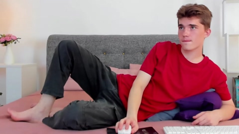 marcusjones1  21-08-2022 video gag