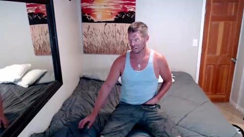 stroker19800  20-08-2022 video suckshow