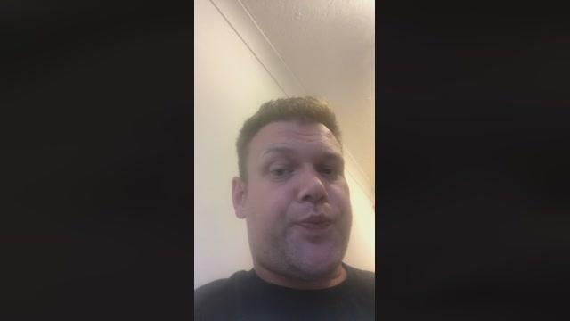 DatUKguy  22-08-2022 Recorded Video kiss