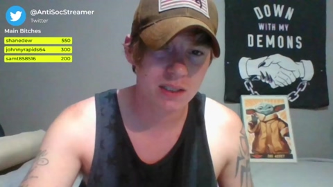 antisocialstreamer  25-08-2022 video kissing