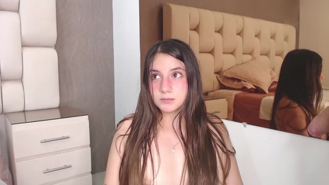 jordy_and_sofi 24-08-2022 striptease 