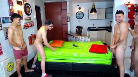 solinoff  25-08-2022 video gay