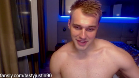 tasty_justin  25-08-2022 video spanking