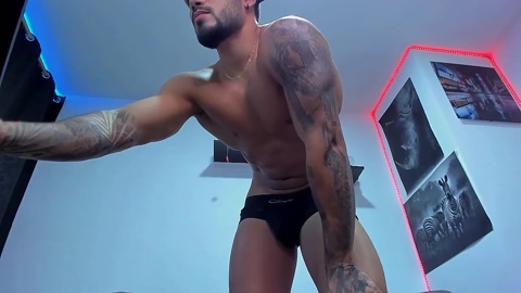 alexander_martines  26-08-2022 video kissing