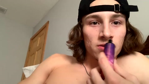 zacharysalter  26-08-2022 video handsome