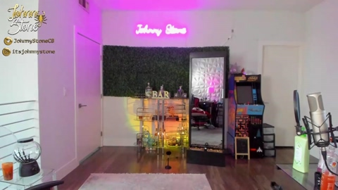 thejohnnystone  31-08-2022 video sexybody