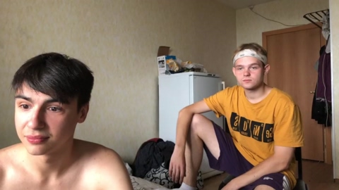 stralght_twinks  01-09-2022 video Topless