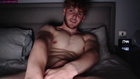 dominantalex182  01-09-2022 video Topless