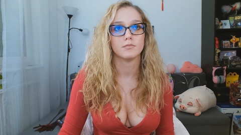 LunaNicole 04-09-2022 suck 