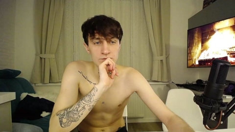 thugger_  03-09-2022 video bigballs