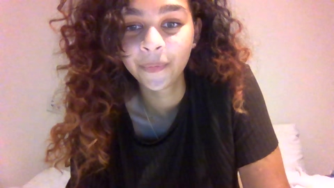 CleoLeanne  05-09-2022 Webcam Females
