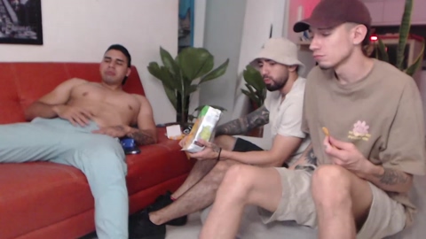 fratguysonline  06-09-2022 video wank