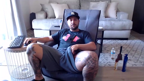 layzebigballs  05-09-2022 video jerking