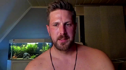ronhill13  08-09-2022 Recorded Video horny