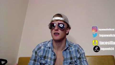 luckyloganx  08-09-2022 video suck