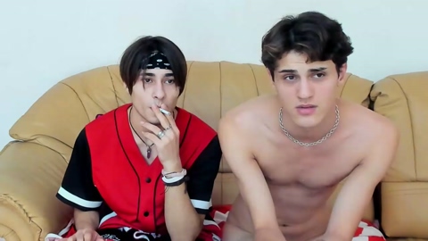 kevin_hug  10-09-2022 video legs