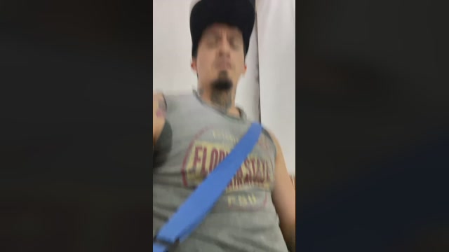 0crisweisk0  10-09-2022 Recorded Video fingers