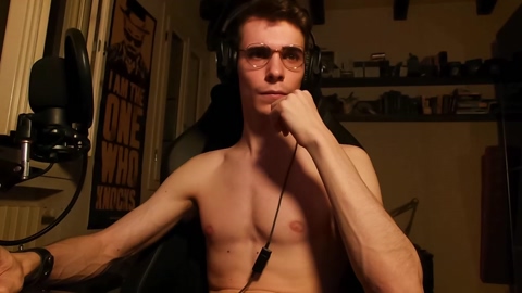 dumbnerd3  11-09-2022 video gay