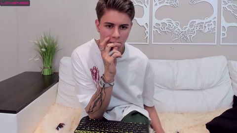 lance_bell  12-09-2022 video gag