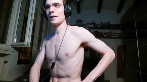 dumbnerd3  16-09-2022 video kiss