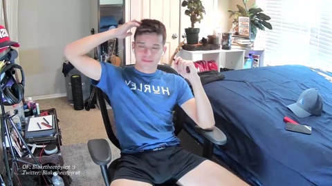 letsplayblake  20-09-2022 video yummy