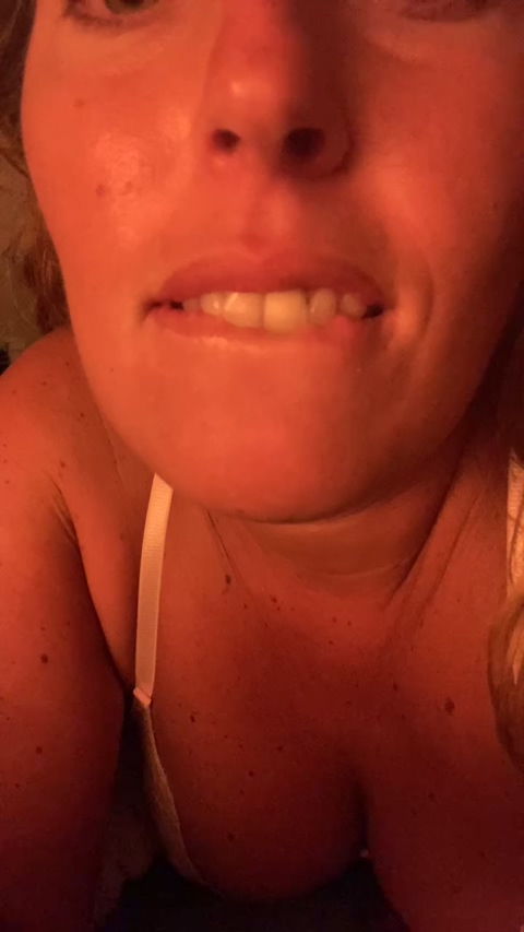 Missacacia66 21-09-2022 tits 