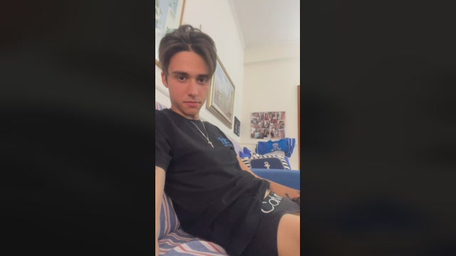 Youngboy004_hot  22-09-2022 Recorded Video strip
