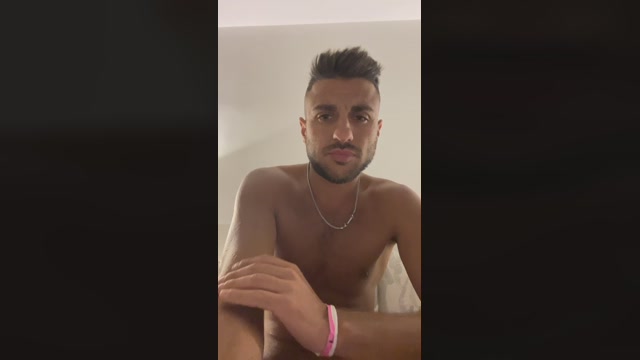Paolo9292  22-09-2022 Recorded Video kiss