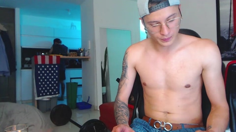 fratguysonline  23-09-2022 video harddick