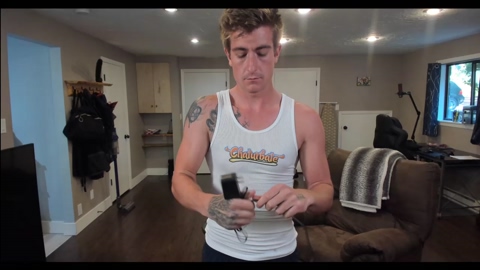 ryanrailer  25-09-2022 video fingers