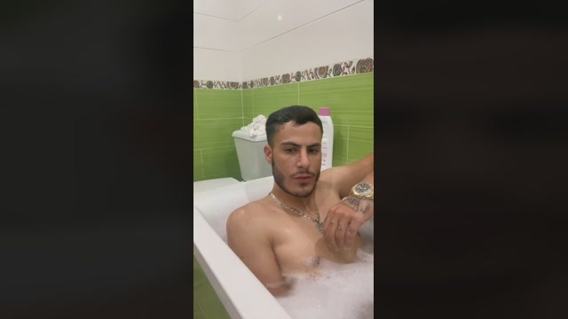Alexxx6918  25-09-2022 Recorded Video kiss