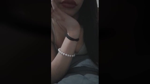 Leigonzalez00 26-09-2022 tits 