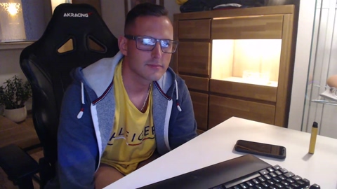 Twinkboy82  25-09-2022 Recorded Video strip