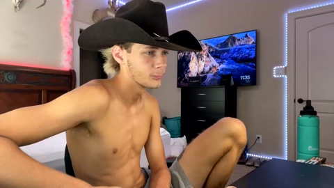 justenkyle99  27-09-2022 video suckcock