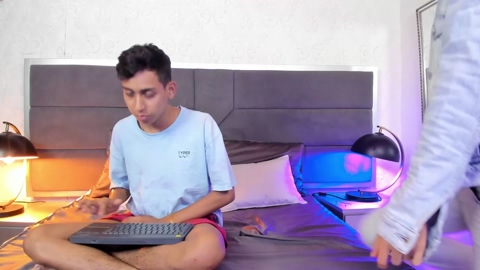 sweety_boys  28-09-2022 video striptease