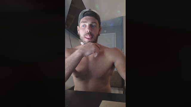 nicryan2  30-09-2022 Recorded Video jerkoff