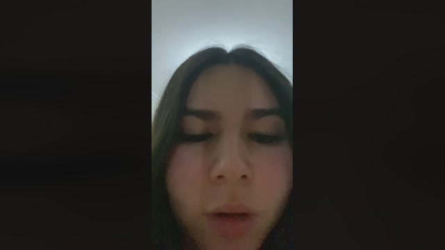 Christinna3 01-10-2022 boobs 