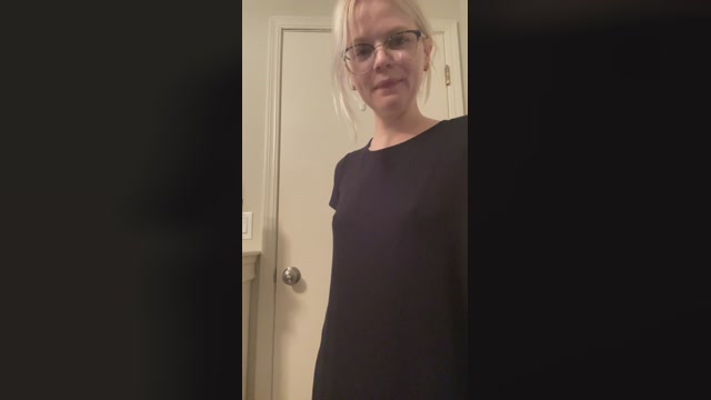 Blondebabe511  03-10-2022 toys Females