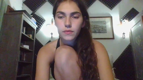 luna2098 02-10-2022 Cam 