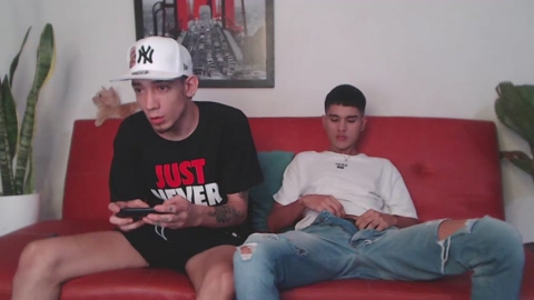 fratguysonline  04-10-2022 video play