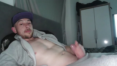 ukfilthylad  04-10-2022 video kiss