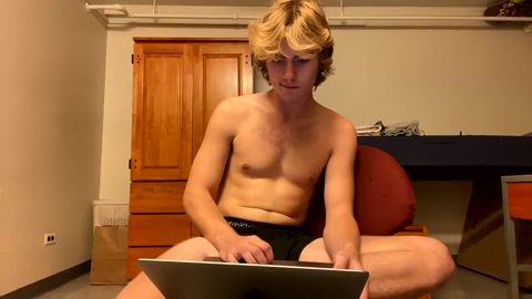 m_college_slut  05-10-2022 video naughty