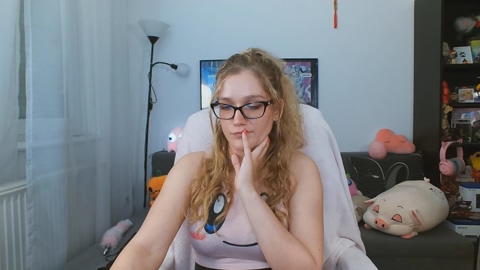 LunaNicole  06-10-2022 fuckpussy Females