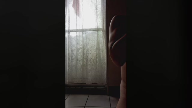 Yuniks  07-10-2022 Recorded Video fingers