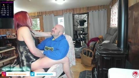 akgingersnaps  07-10-2022 Nude Couples