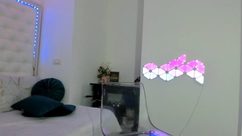 hotfallingdevil  08-10-2022 amateur Females