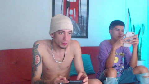 fratguysonline  08-10-2022 video bigcock