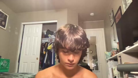 jungleliving333  08-10-2022 video twink