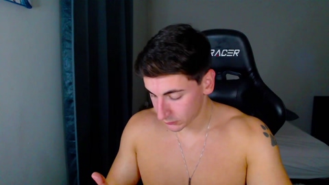 zach_rhyder  09-10-2022 video fingers