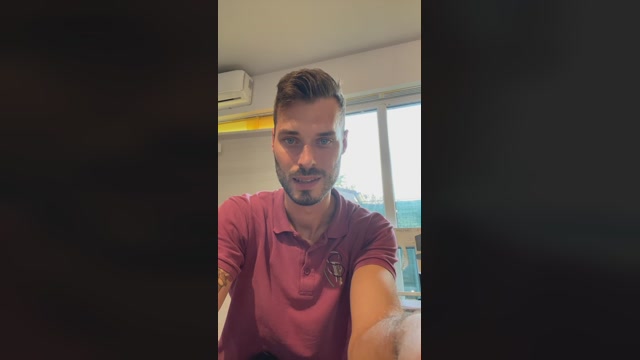 Eivor90  10-10-2022 Recorded Video kissing